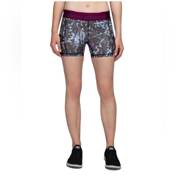 Lululemon Size 6 What The Sport Shorts - Picture 1 of 6